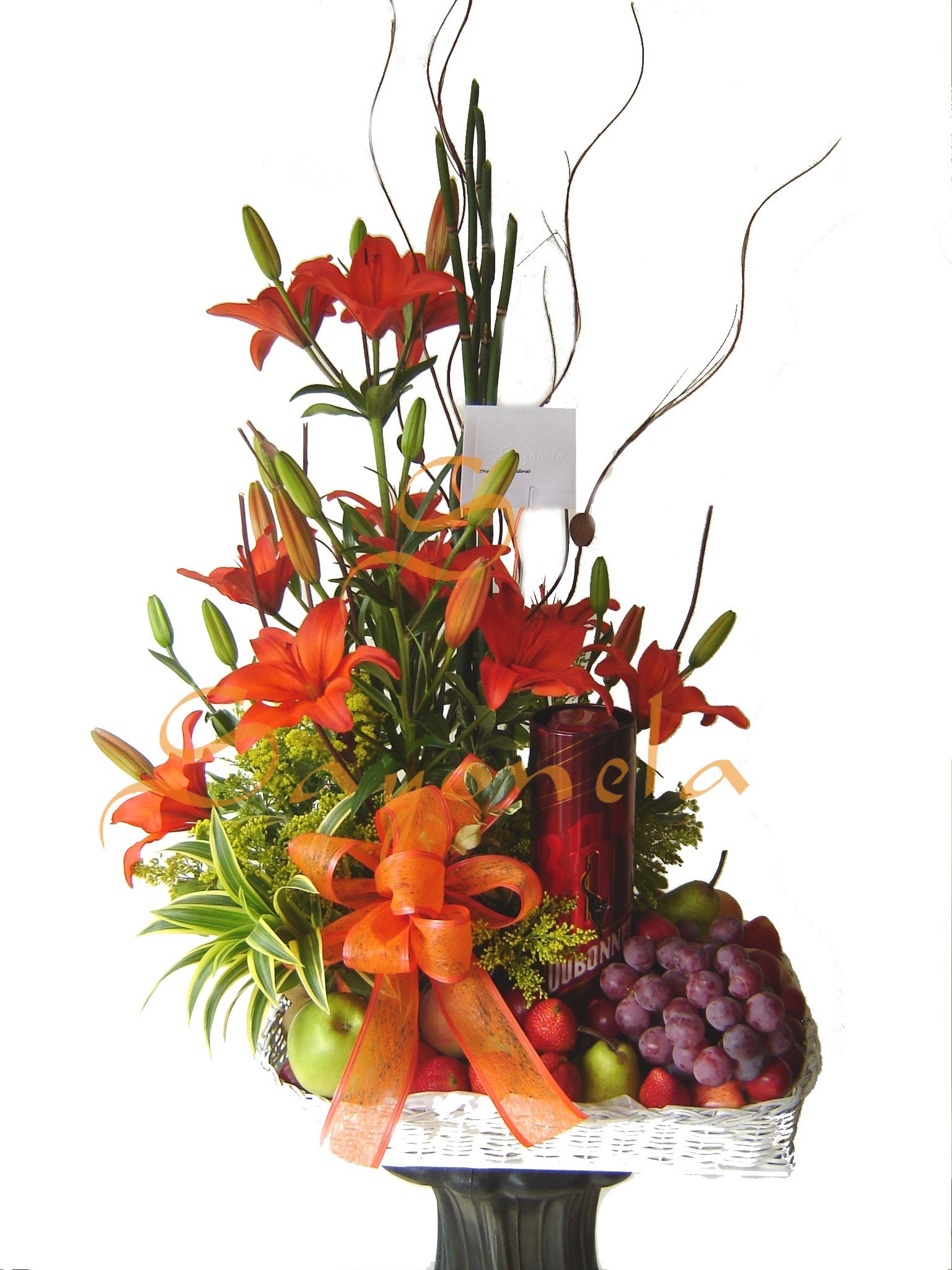 Flores, Frutas y Whisky - Floristeria Jardin Sayonela